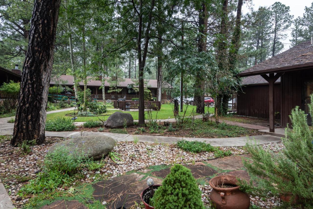 Shadow Mountain Lodge And Cabins Руідозо Екстер'єр фото