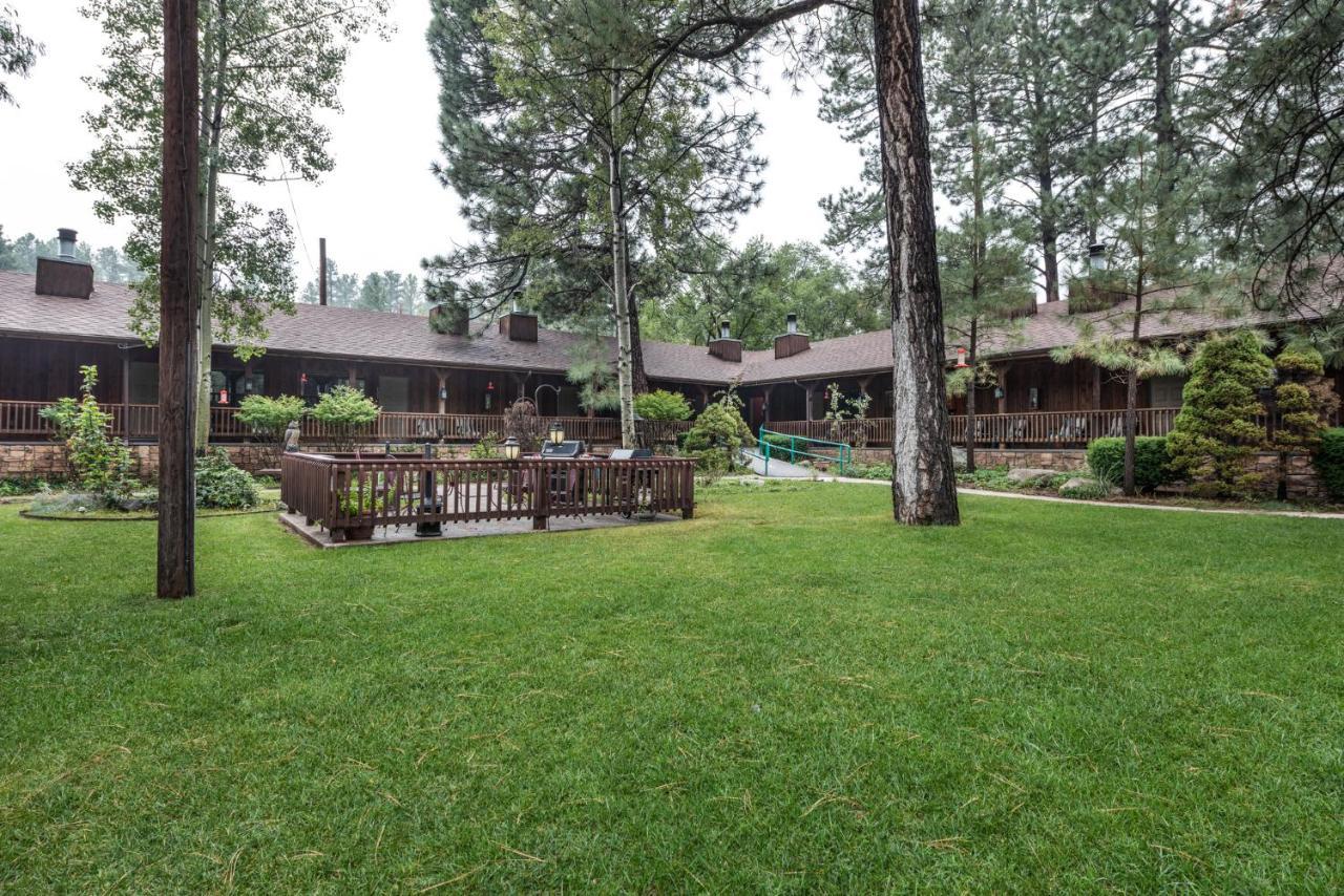 Shadow Mountain Lodge And Cabins Руідозо Екстер'єр фото