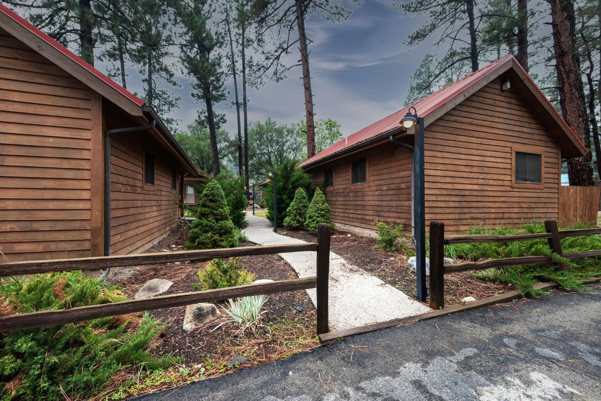 Shadow Mountain Lodge And Cabins Руідозо Екстер'єр фото