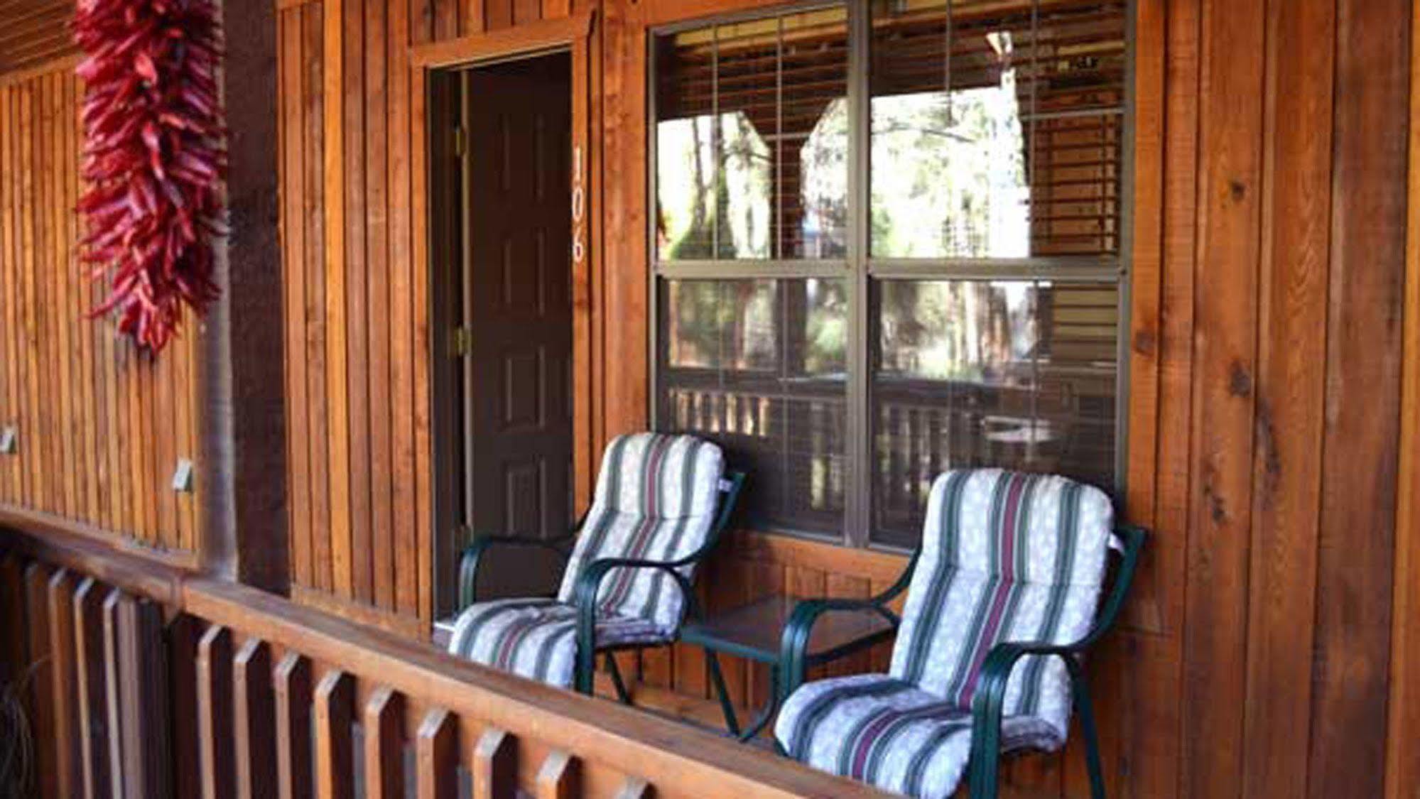 Shadow Mountain Lodge And Cabins Руідозо Екстер'єр фото